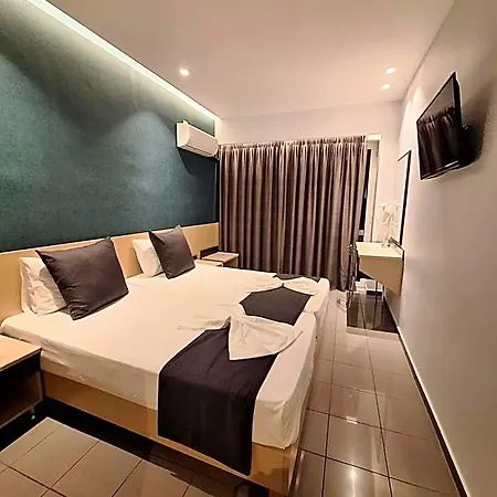 Hotel Paritsa