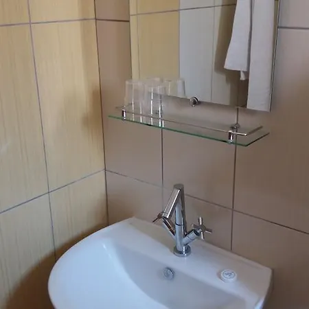 Hotel Paritsa