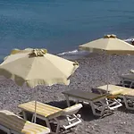 Paritsa فندق